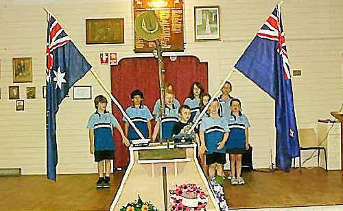 Wolvi State School choir (left) performed “The Last Anzac” and MC Max Rogers (above left) with invited guests Member for Gympie David Gibson, Cr Graham Engeman, Member for Wide Bay Warren Truss and Cr Julie Walker. Wolvi State School choir (left) performed “The Last Anzac” and MC Max Rogers (above left) with invited guests Member for Gympie David Gibson, Cr Graham Engeman, Member for Wide Bay Warren Truss and Cr Julie Walker.
